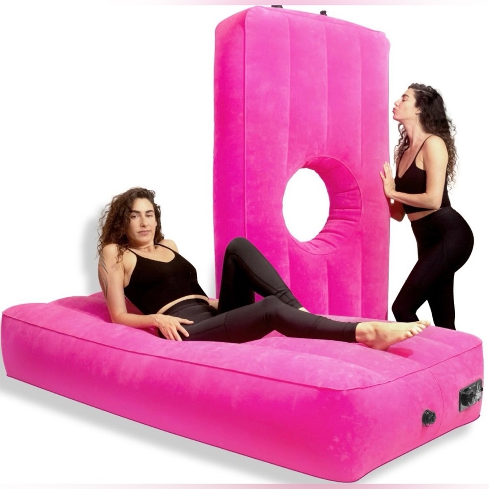Yesindeed BBL bed with built-in pump pink flocked inflatable mattress